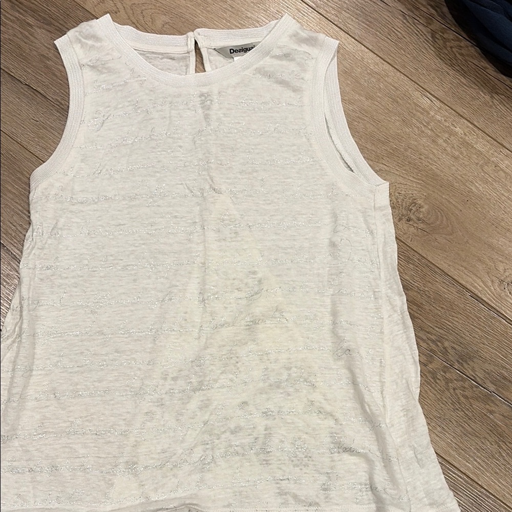 Elegant White Sleeveless Top